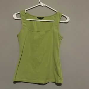 Women’s sleeveless tank top